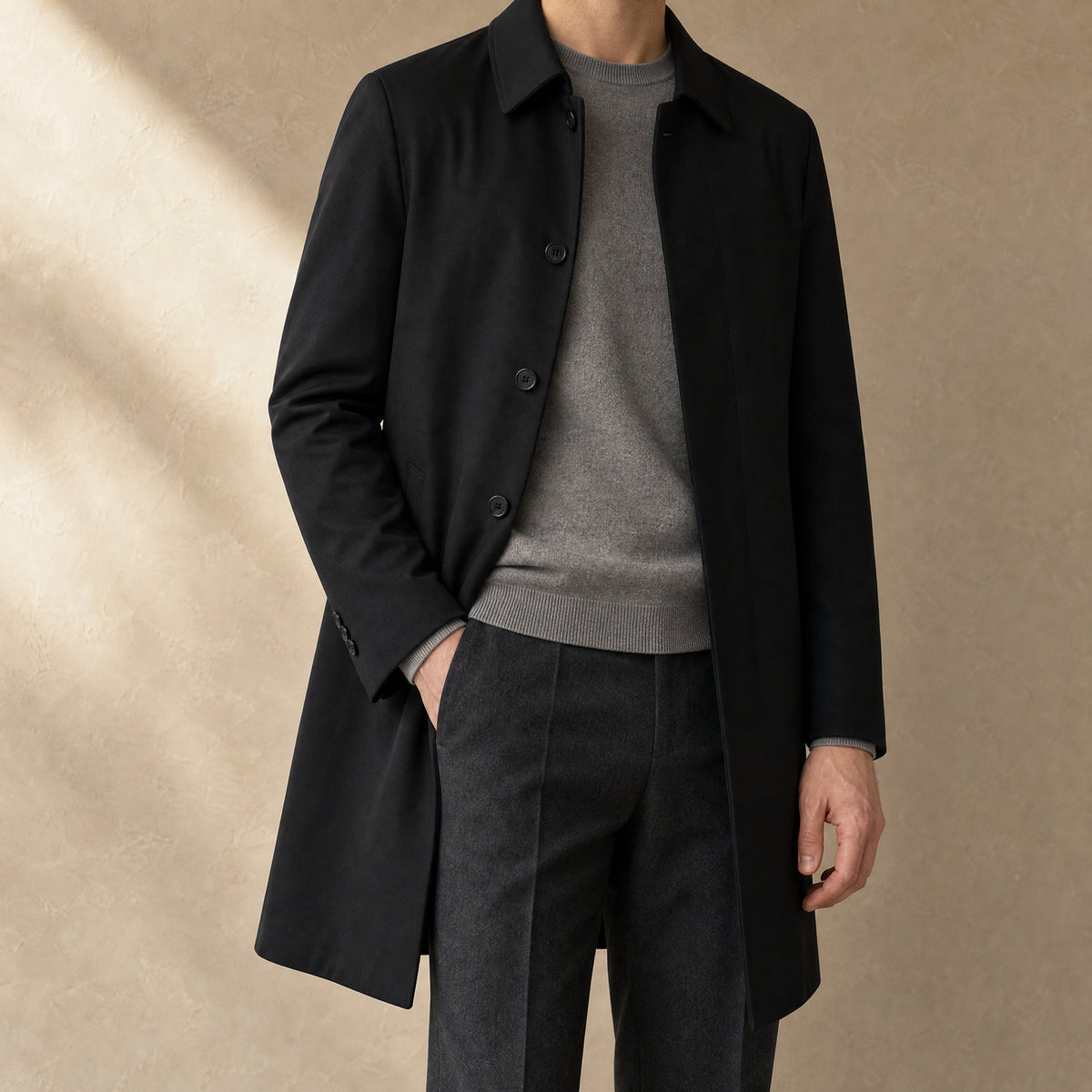 Gable Mid-Length Coat in Black